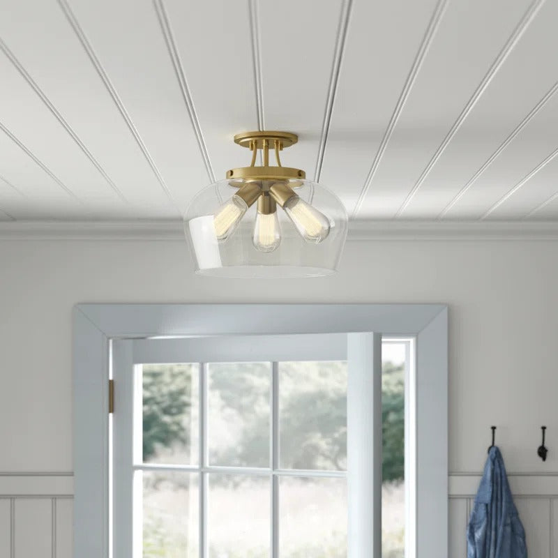 Plafonnier Collina Modern Farmhouse à 3 lampes en verre transparent scene1.webp__PID:ae19d029-b58f-43a9-9937-922405892fe3