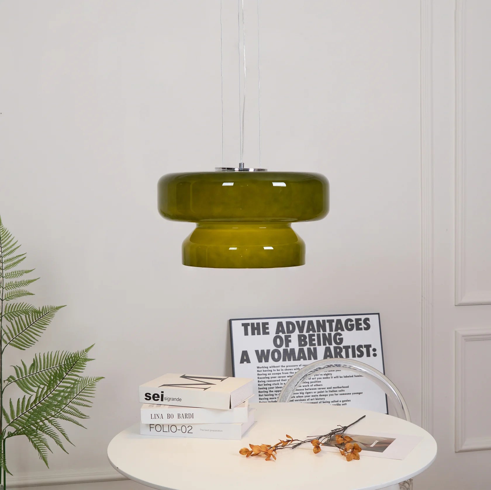 Arthur moderne gebogen glazen hanglamp7.webp__PID:29378030-861c-420a-83ad-b09059e31602