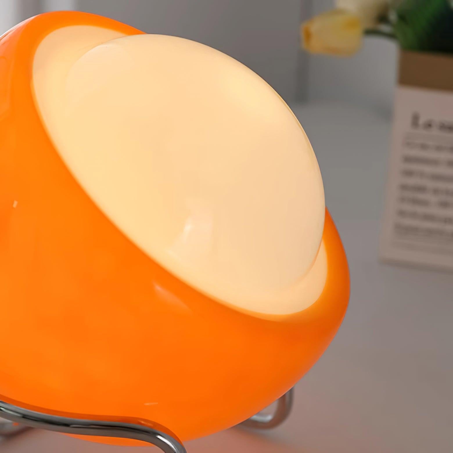 Lámpara de mesa moderna Sylas con forma de hongo Bauhaus en color naranja (8).webp__PID:6b61e7d4-fd0e-4621-b622-abec297666a0
