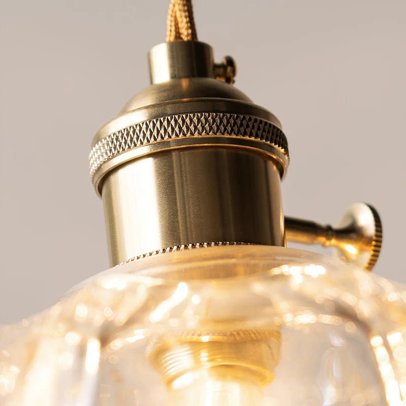 Suspension rétro pastorale en verre Typhon (16).webp__PID:4df8b842-573c-48c5-9340-919aa3408967