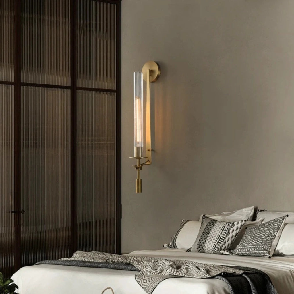 Lámpara de pared LED industrial moderna Daelen con columna de vidrio acanalado - 4.webp__PID:a01241ce-7e18-4667-a273-2fc7c3941ae9