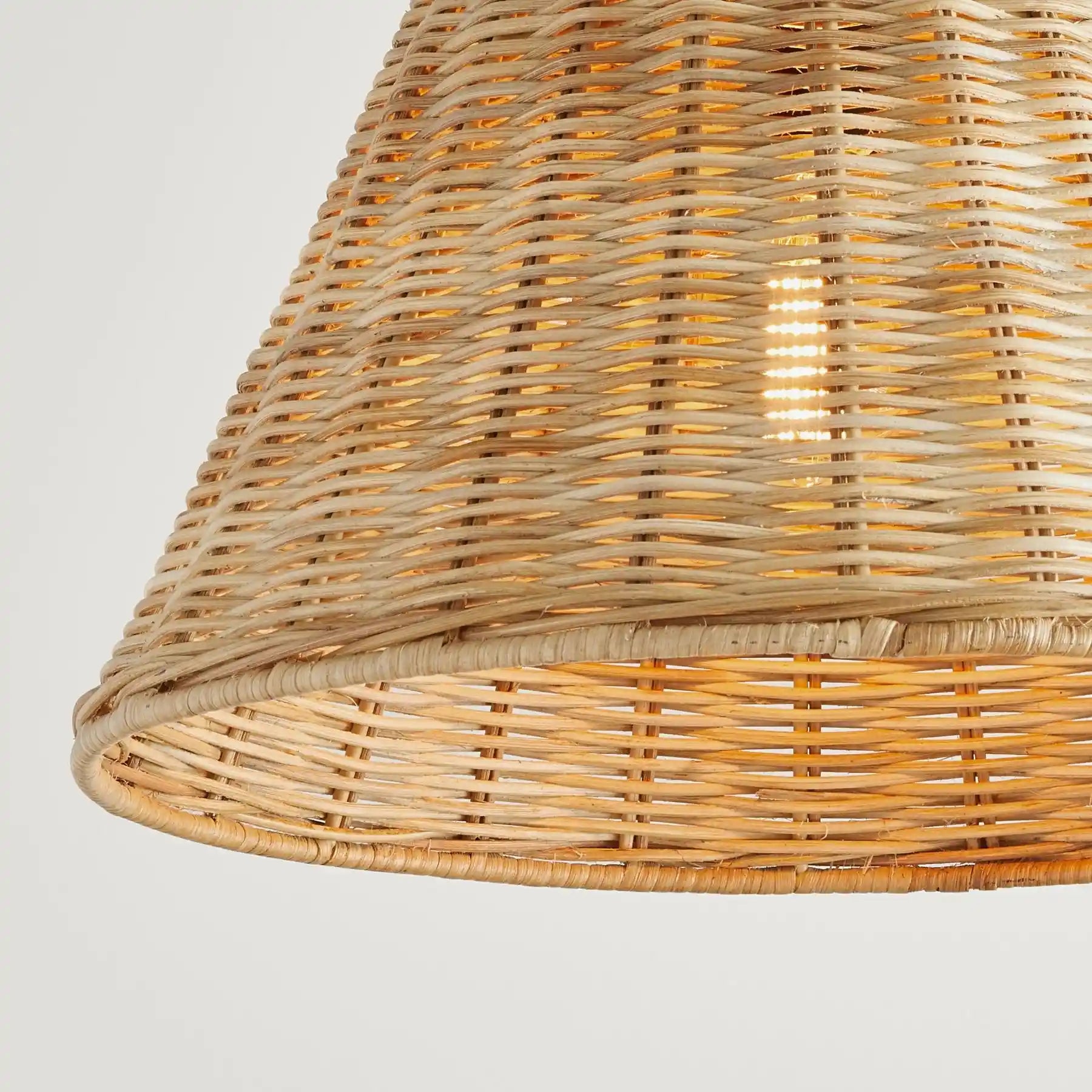 Ilario Rustic Woven Rattan Cone Pendant Lightxj2.webp__PID:67a77b84-5ffa-481b-bca4-83590149cc75