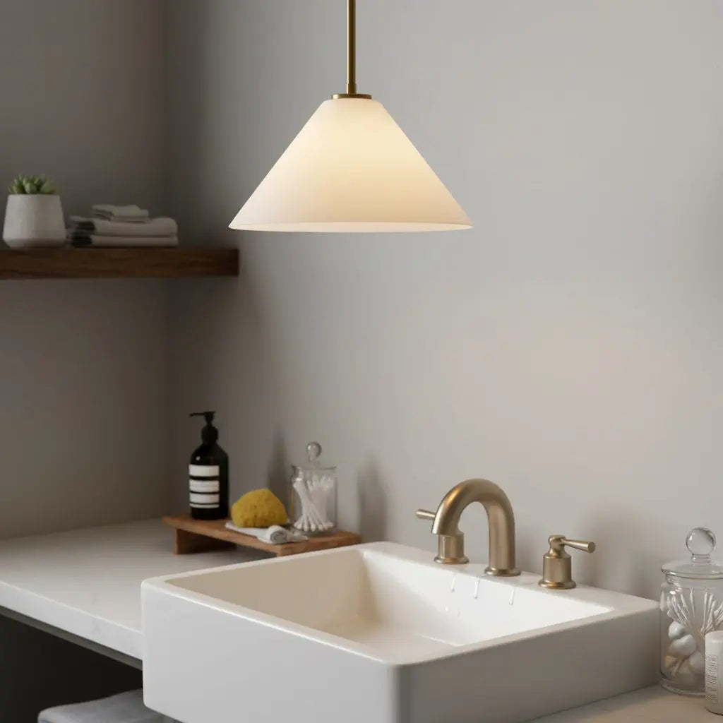 Sorelle Modern Cone Glass Pendant Light21.webp__PID:54c604a0-b2a4-4340-bee0-4f1101ef6517