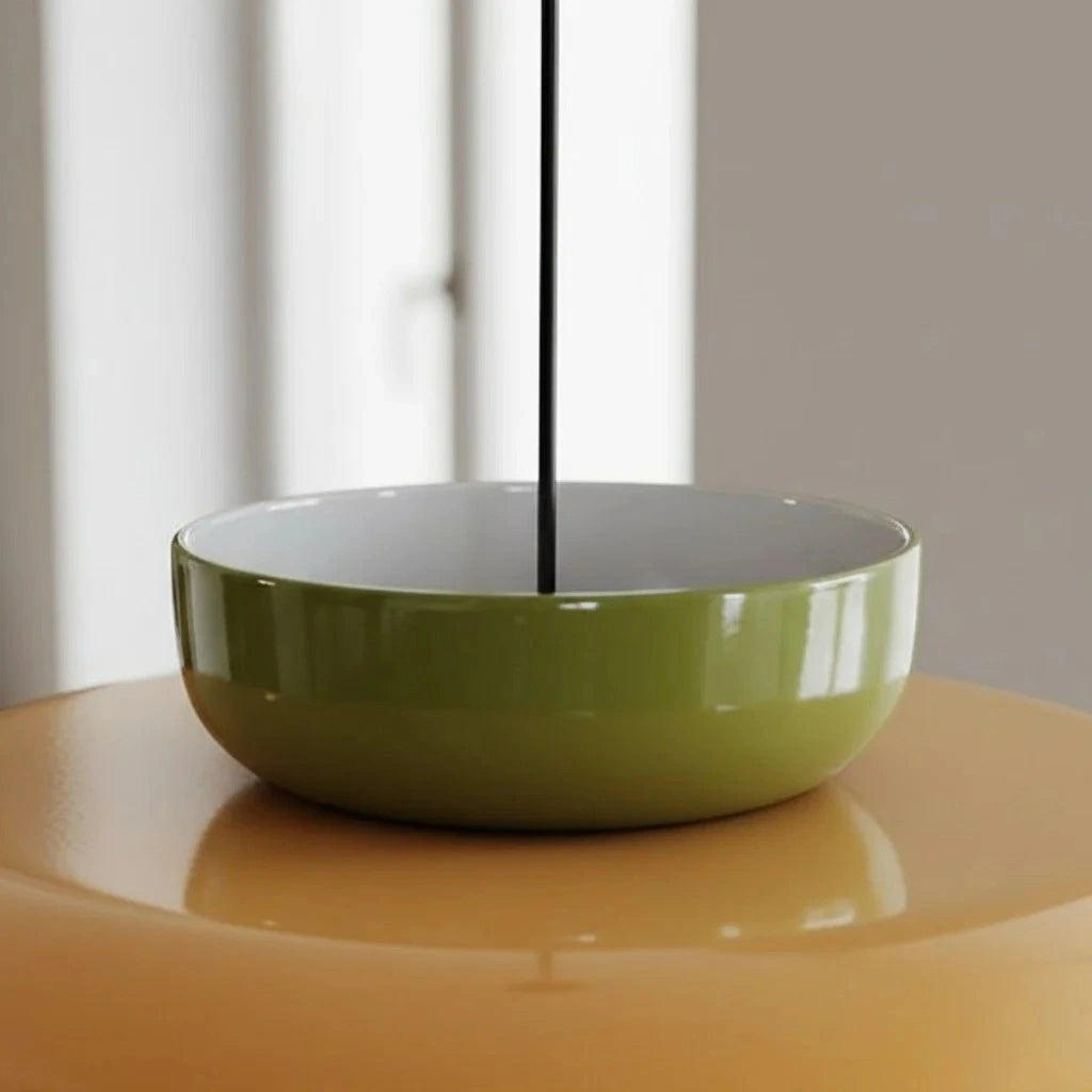 Mafalda Bauhaus Ceramic Disc Pendant Light15.webp__PID:e0b4030f-c0b6-49b0-9ae3-a4ba697462e0