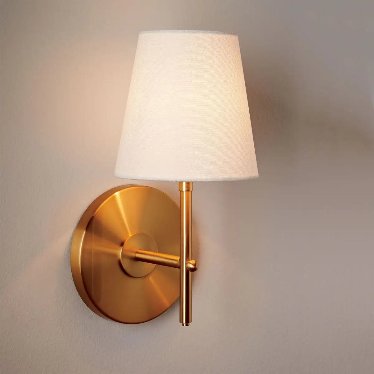 Kaelis Mid-Century Fabric Brass Wall Sconcesku.webp__PID:a1b8fed2-cfea-40f3-9df4-5bd266eb026b